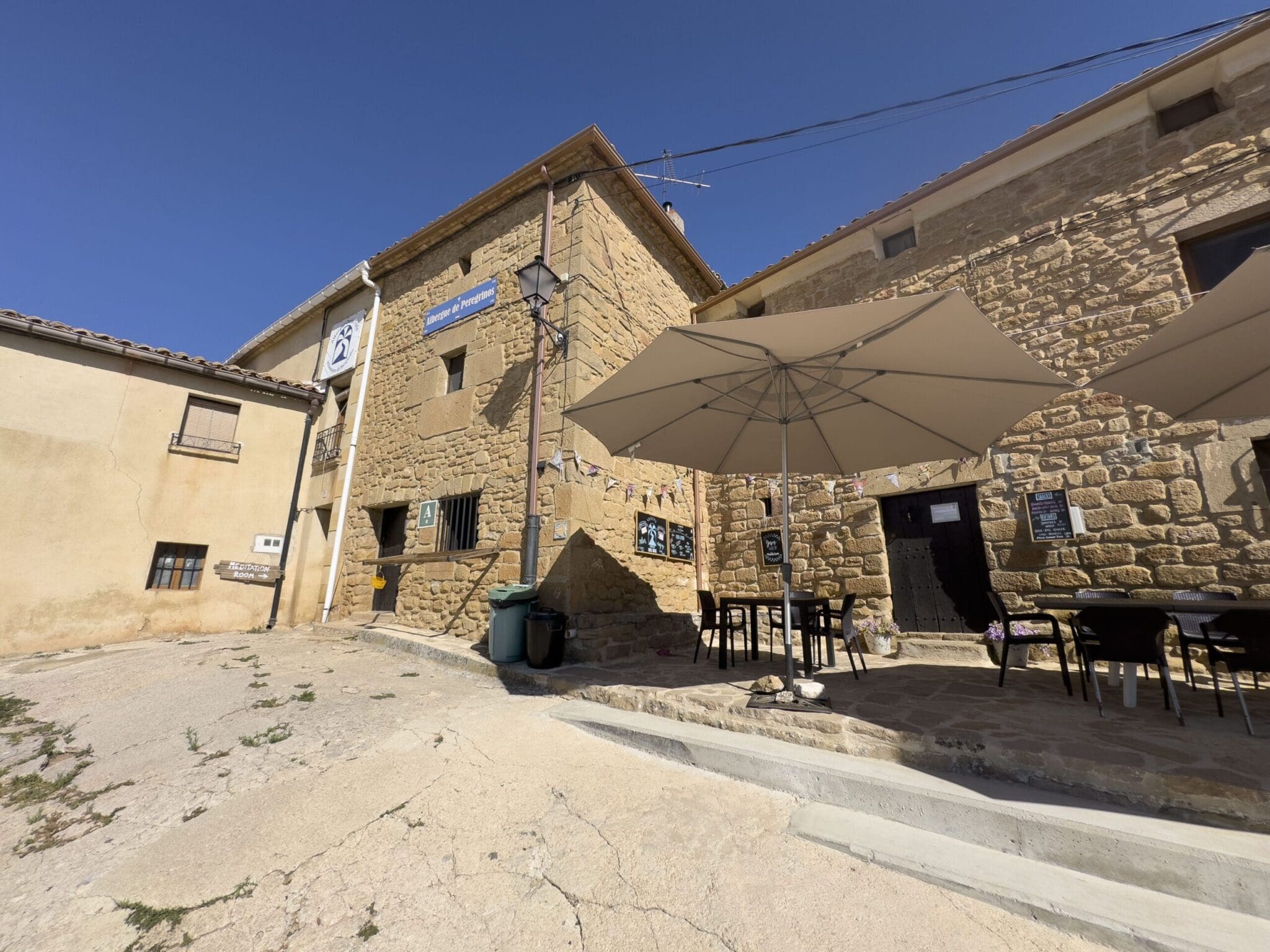 Albergue Oasis Trails