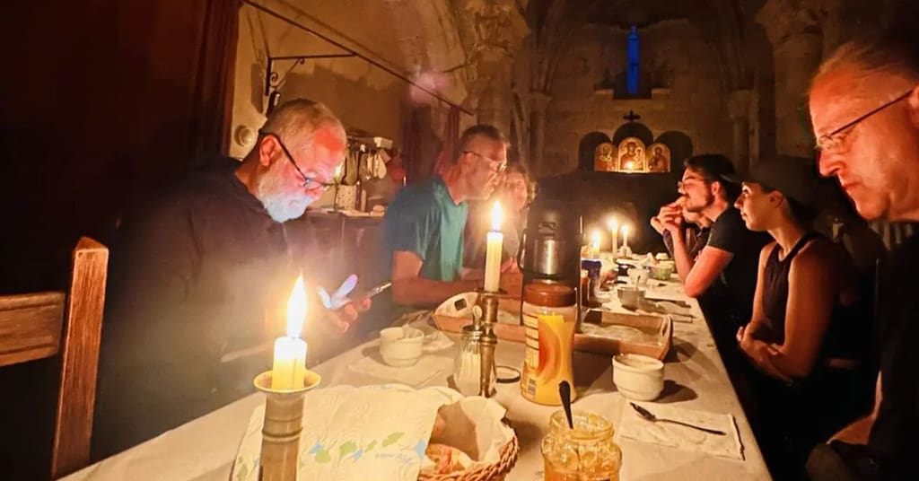 Dinner-at-Ermiata-De-San-Nicolas-Camino-de-Santiago